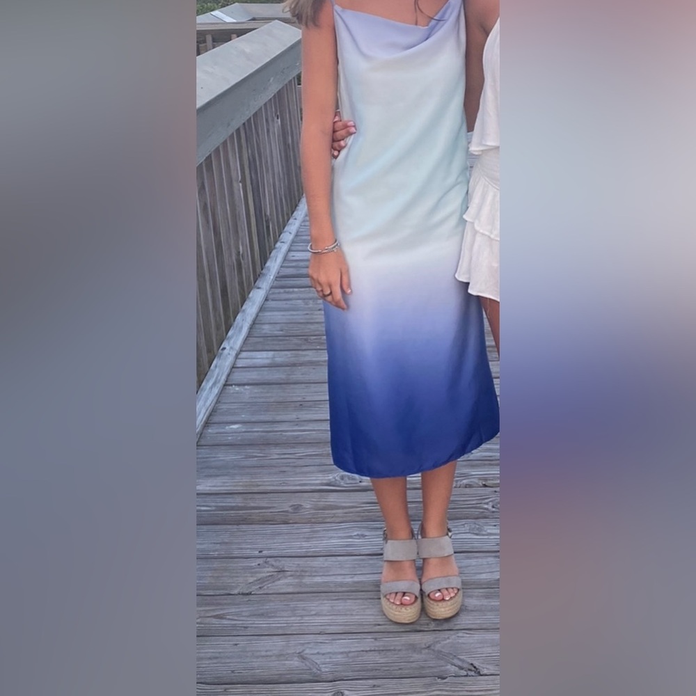Blue ombré midi dress